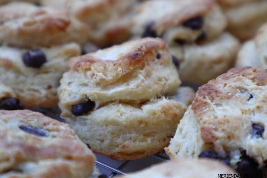 Biscuits con pepitas de chocolate