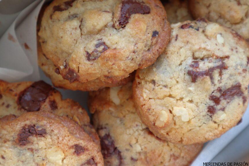 Cookies de chocolate y nueves