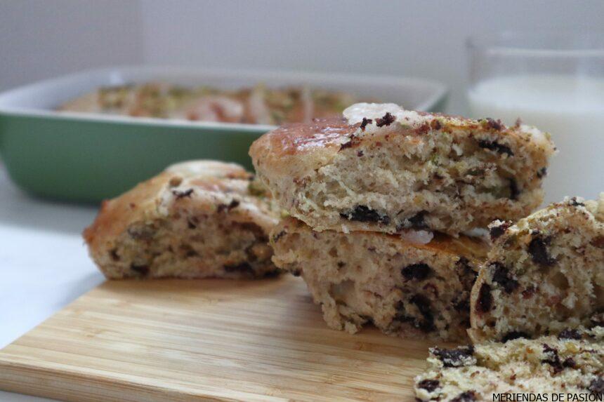Cardamom buns