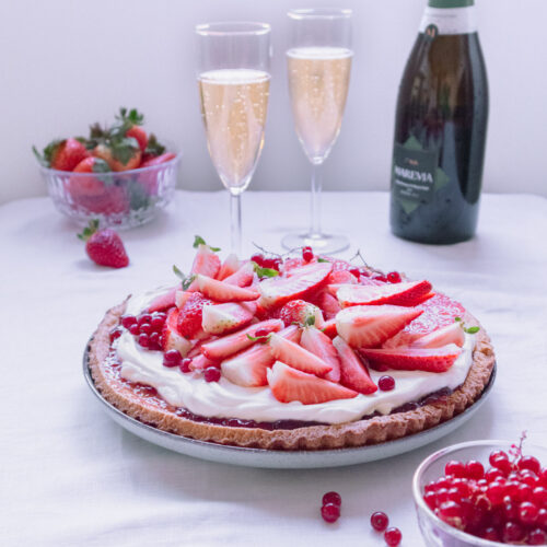 Tartaleta Casera de Fresas con Nata